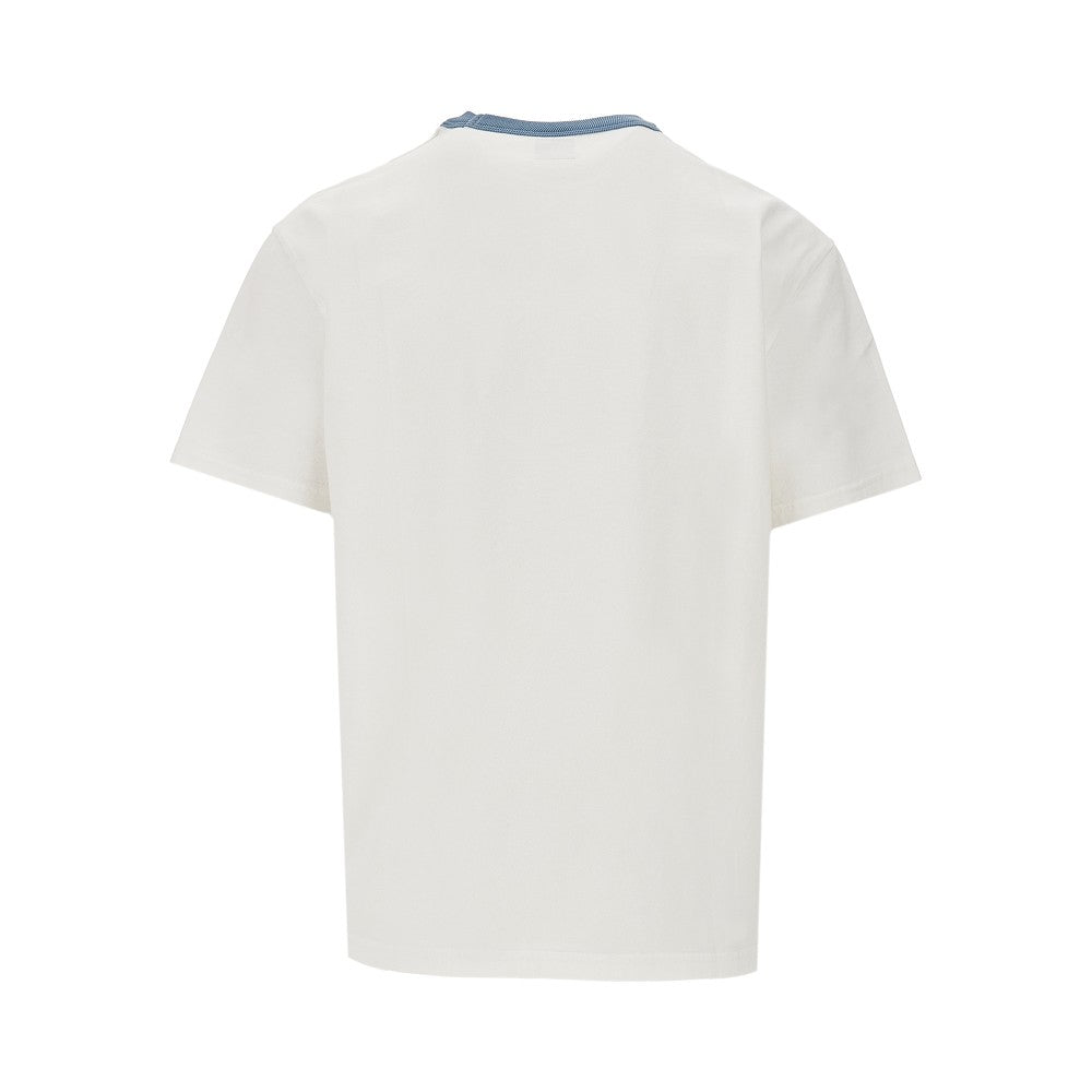 Workers print T-shirt