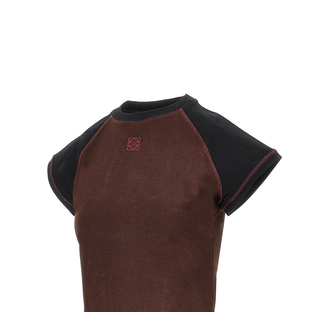 T-shirt Slim Fit con maniche raglan