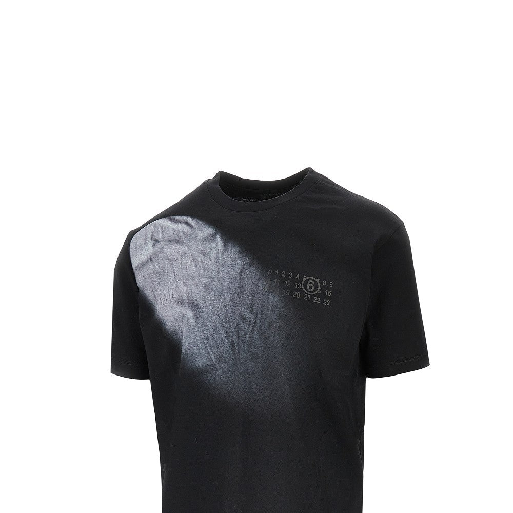 T-shirt con stampa 'riflettore'
