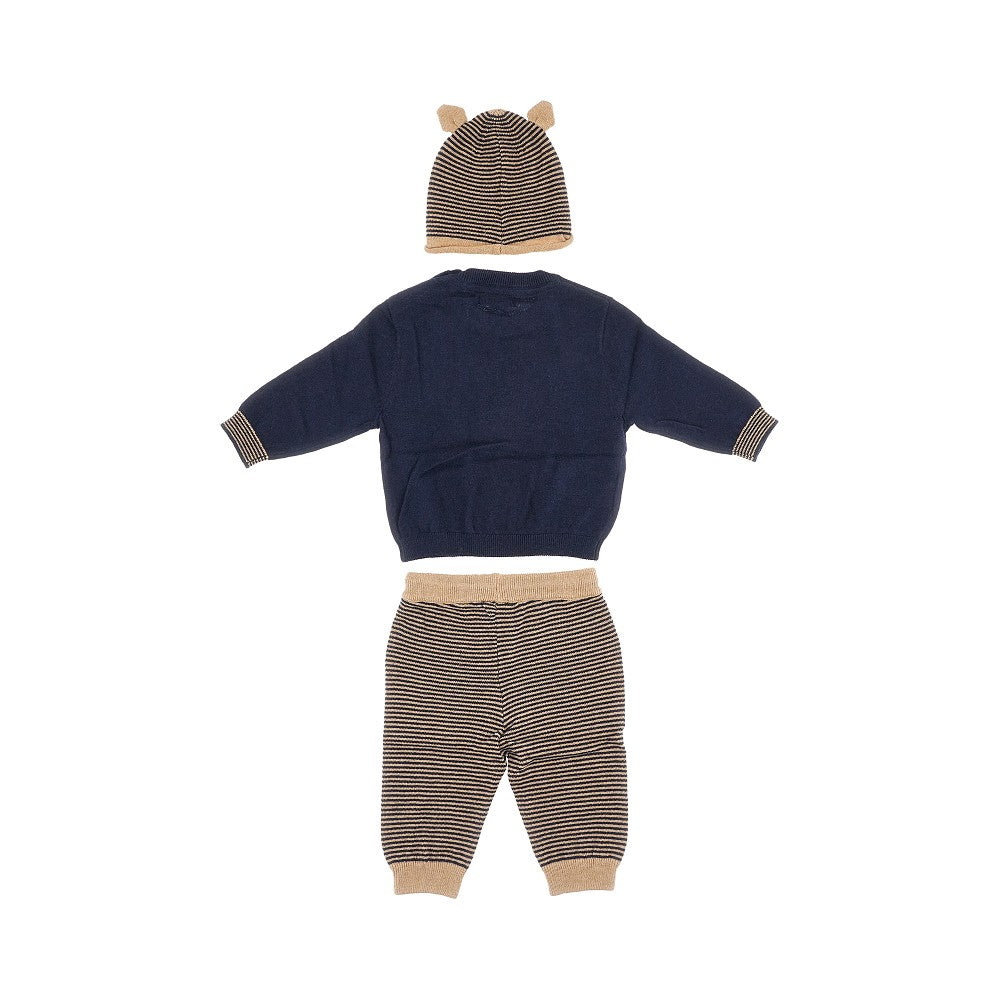 Completino tre pezzi in maglia