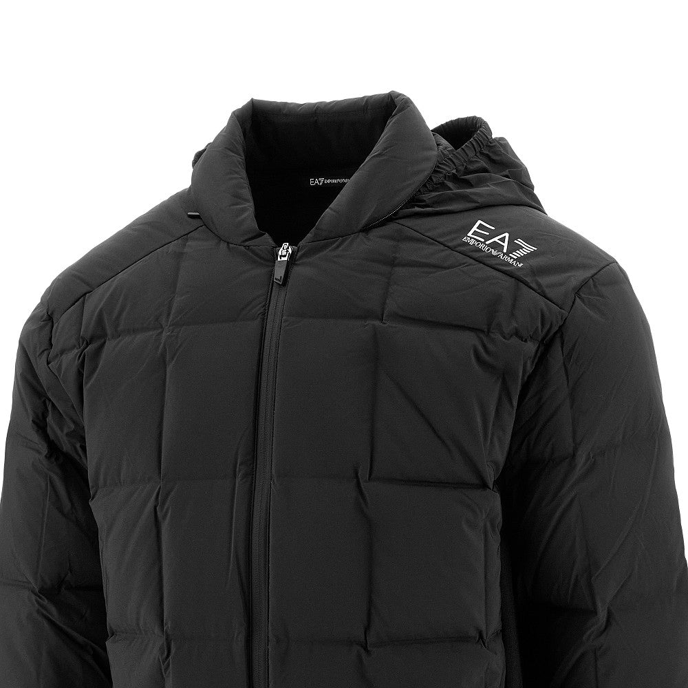 Stretch technical fabric down jacket