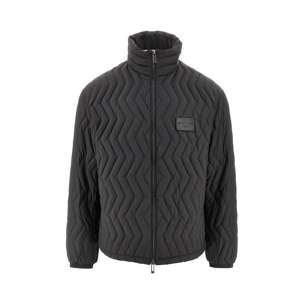 Nylon downjacket with chevron quilting