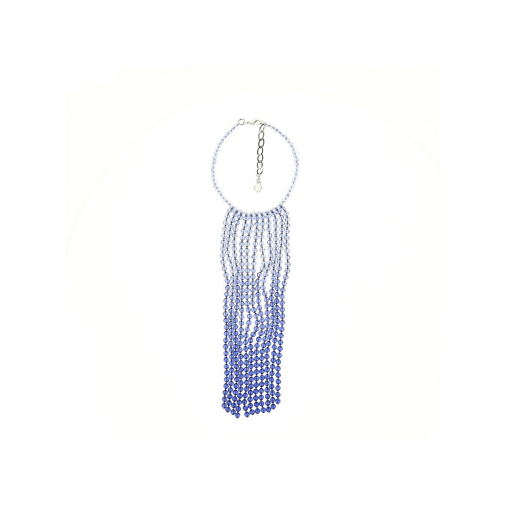 Neckace with fringes