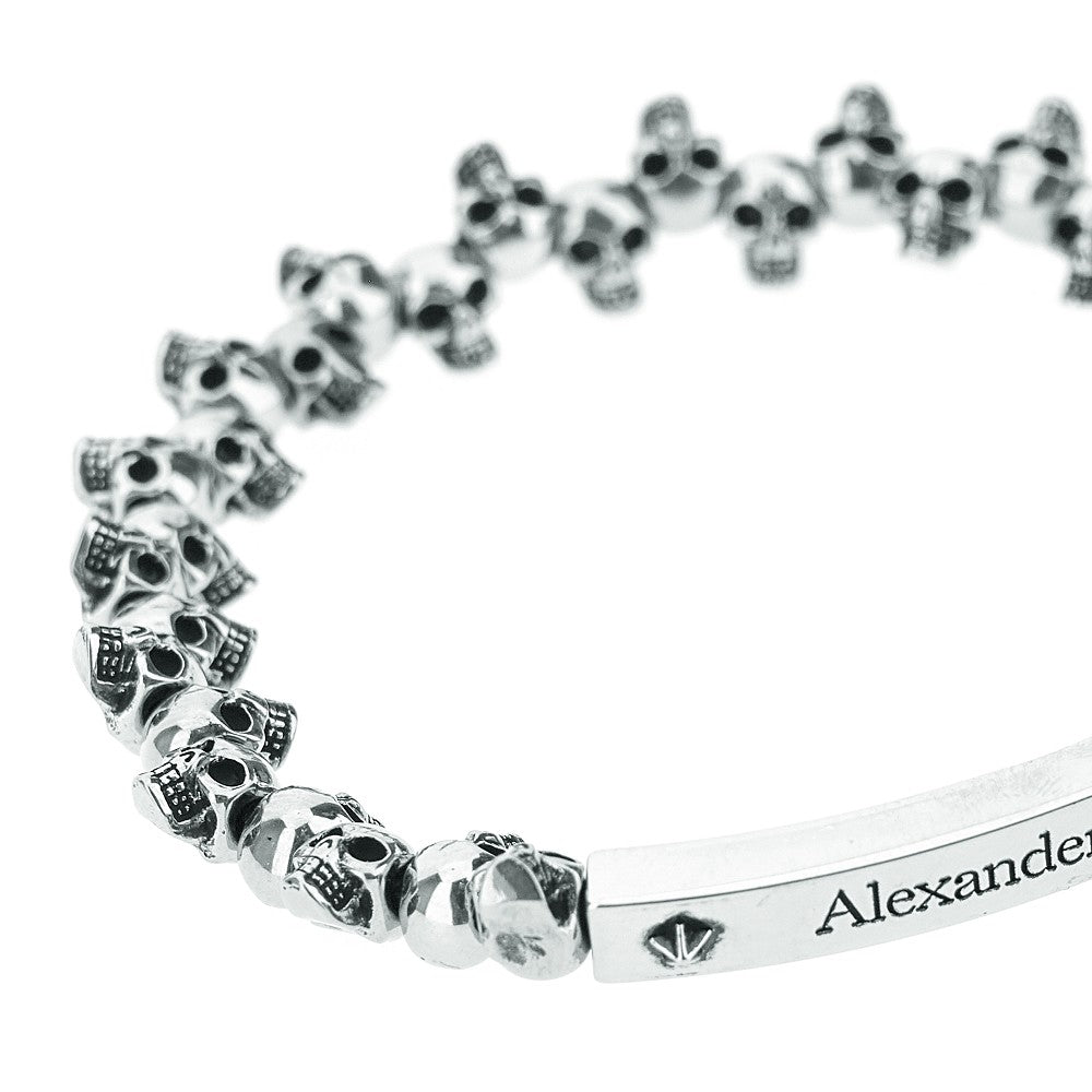Skull bracelet with engraved bar
