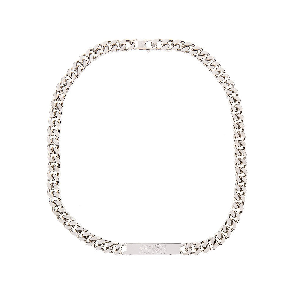 Collana in catena con targhetta logo