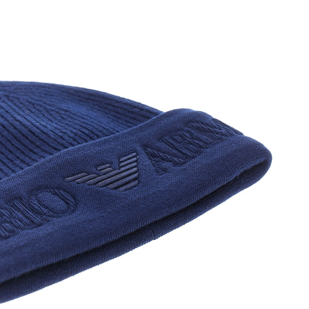 Knitted beanie hat with jacquard logo