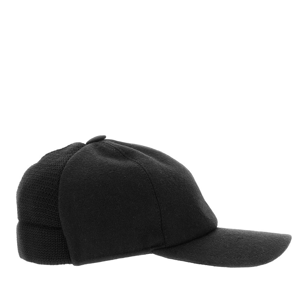Cappello baseball in panno e maglia