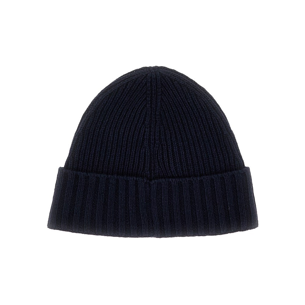 Knitted beanie hat with logo patch