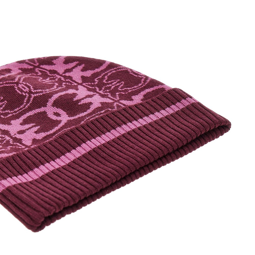 Knitted beanie hat with jacquard logo