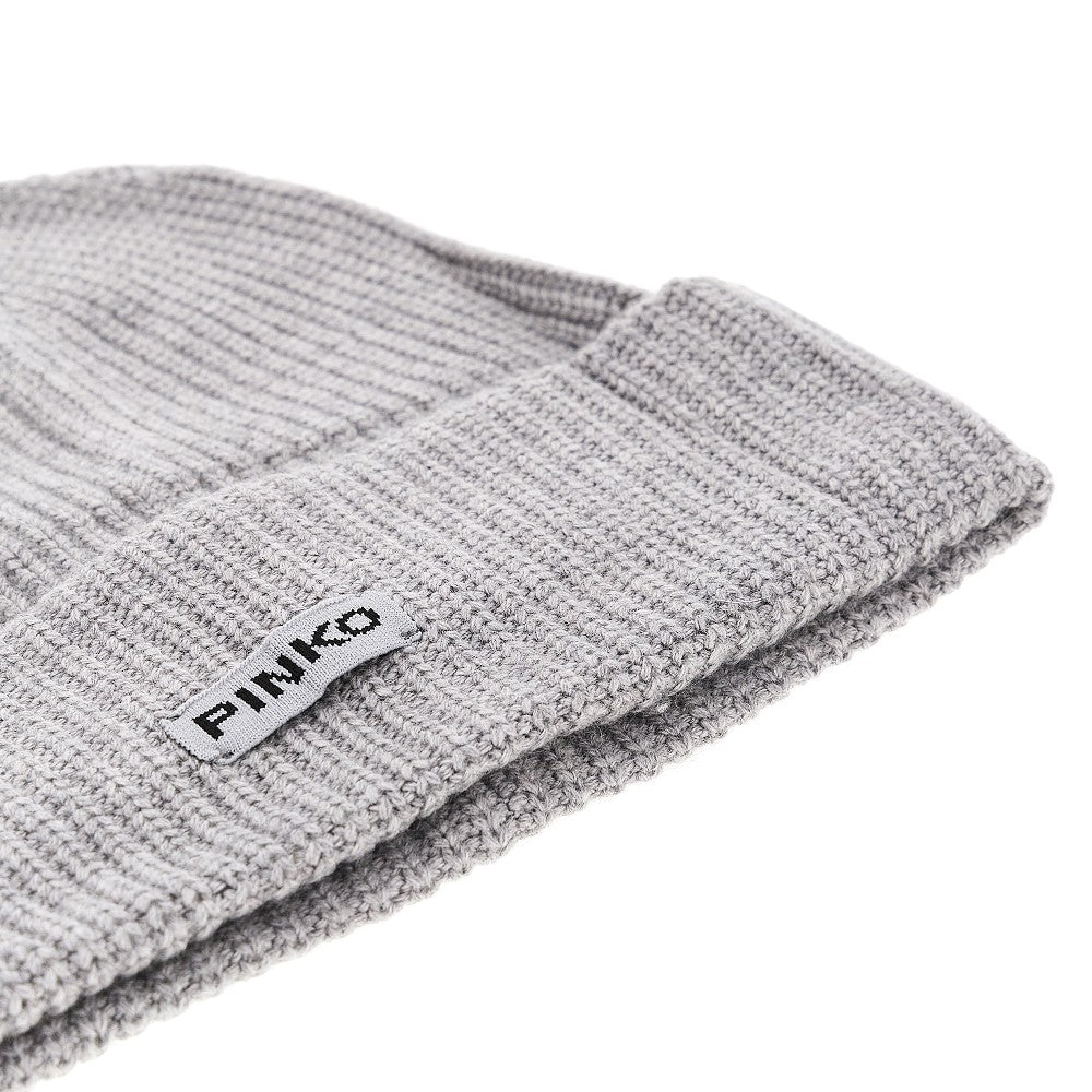 Knitted beanie hat with logo