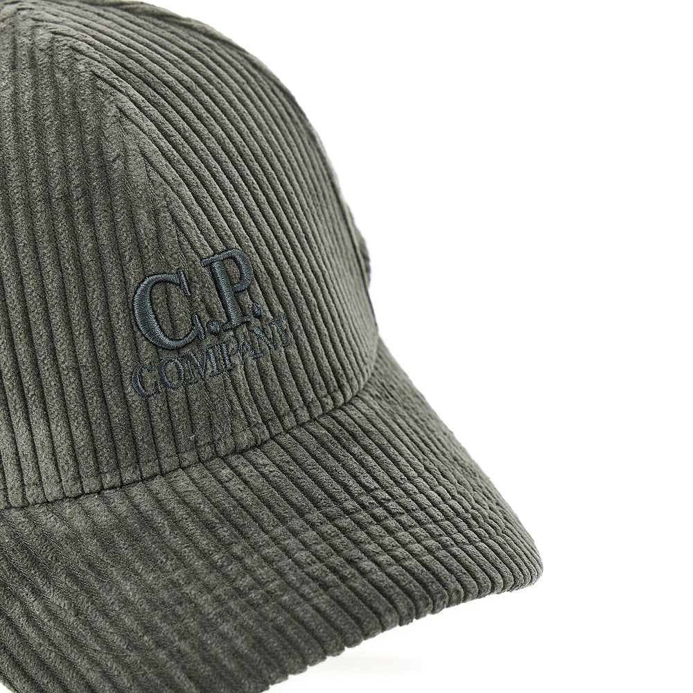 Cappello baseball con logo ricamato