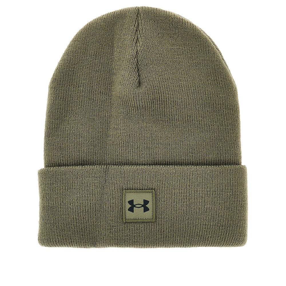 Knitted beanie hat with logo patch