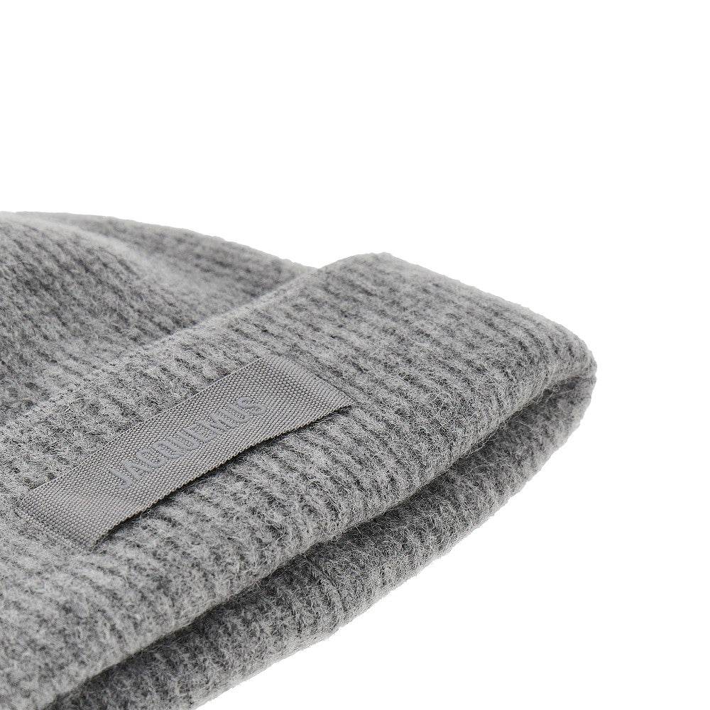 Knitted beanie hat with gros-grain logo