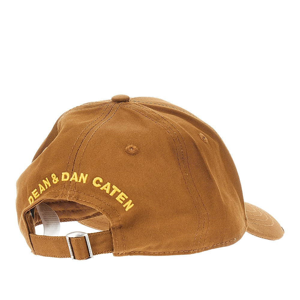 Baseball hat with logo patch