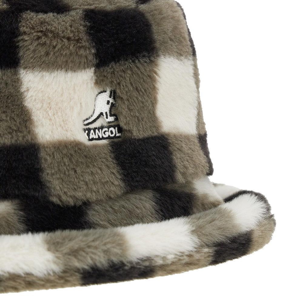 Cappello bucket in finta pelliccia