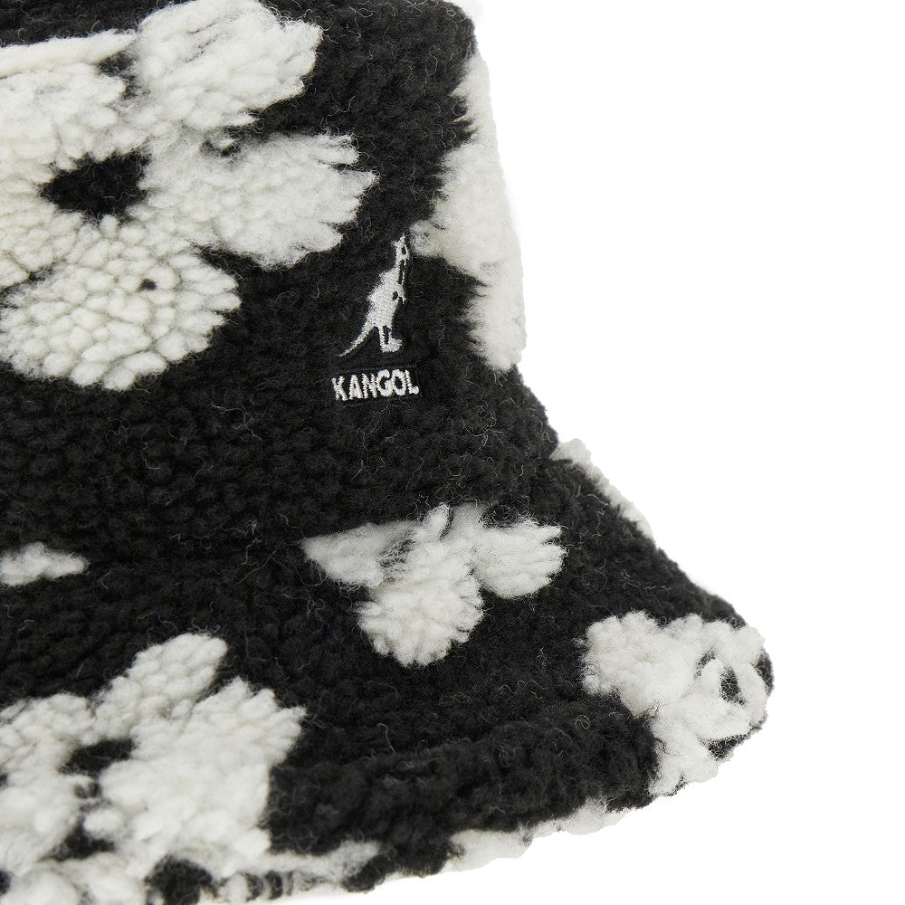 Cappello bucket in pile floreale