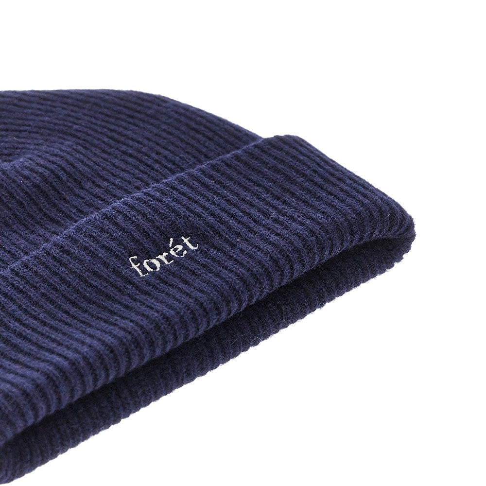 Knitted beanie hat with logo embroidery