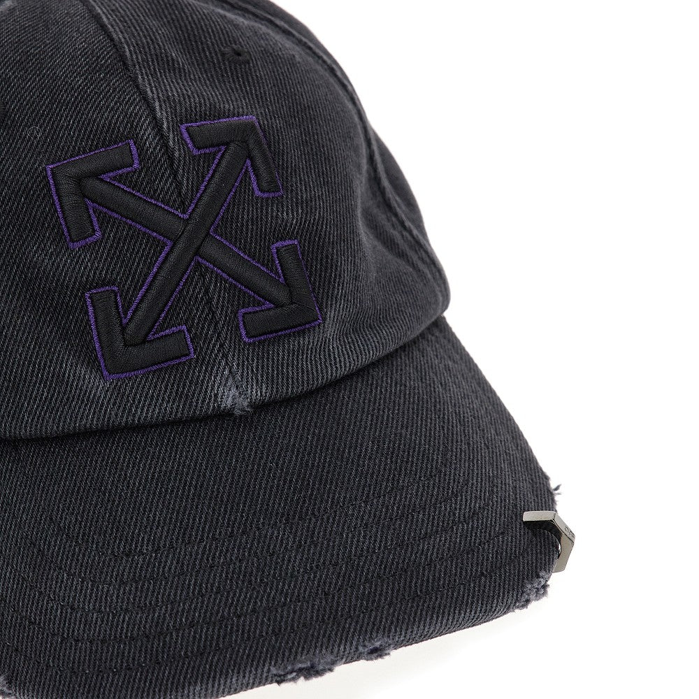 Distresses denim baseball cap