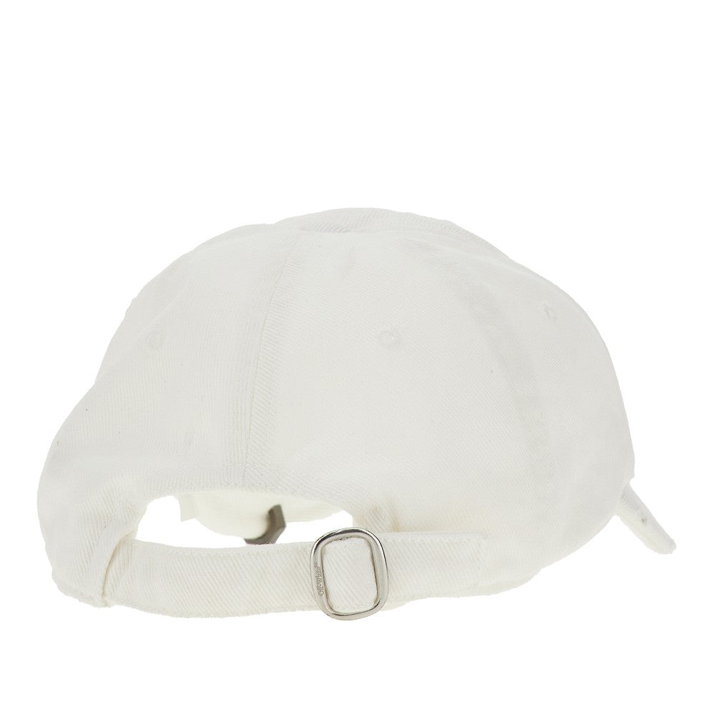 Distresses denim baseball cap