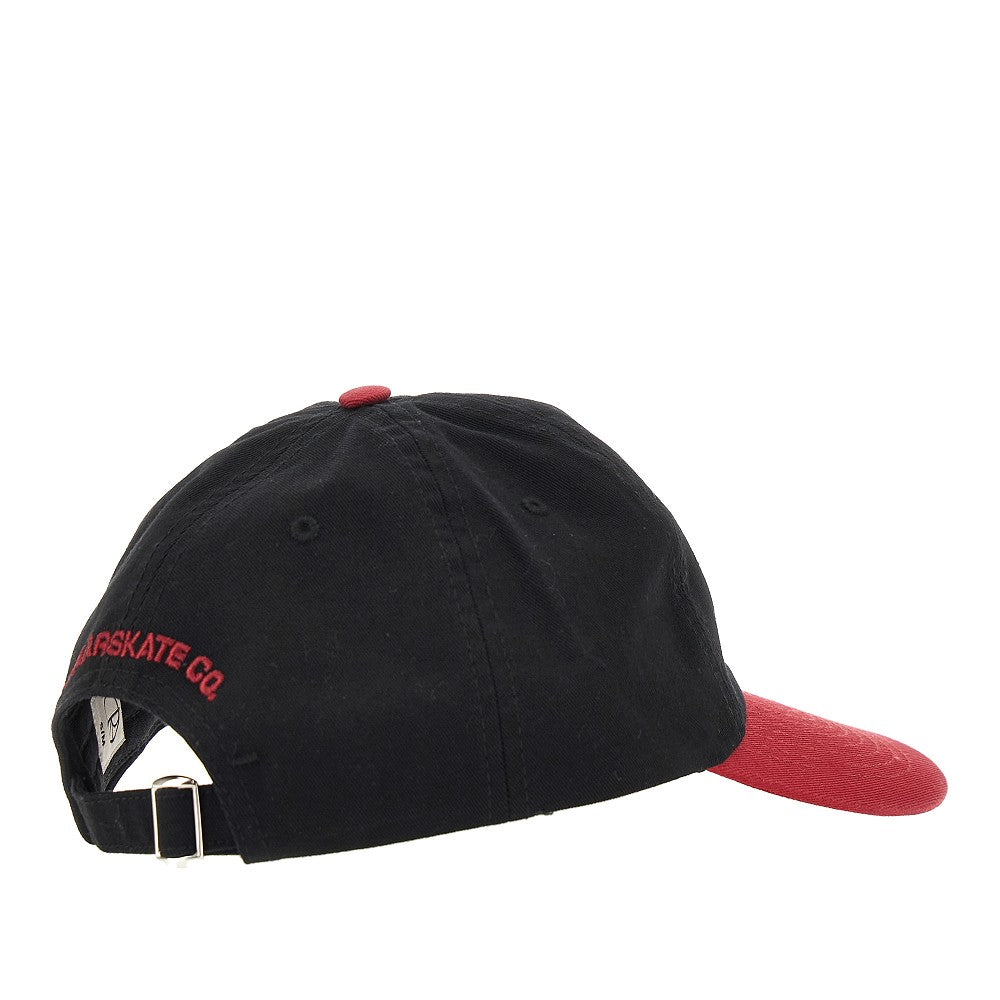 Cappello baseball con logo ricamato