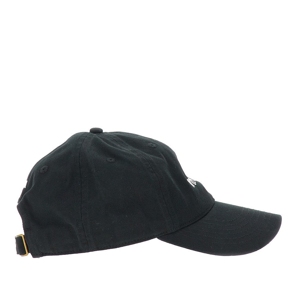 Cappello baseball ricamato in cotone organico