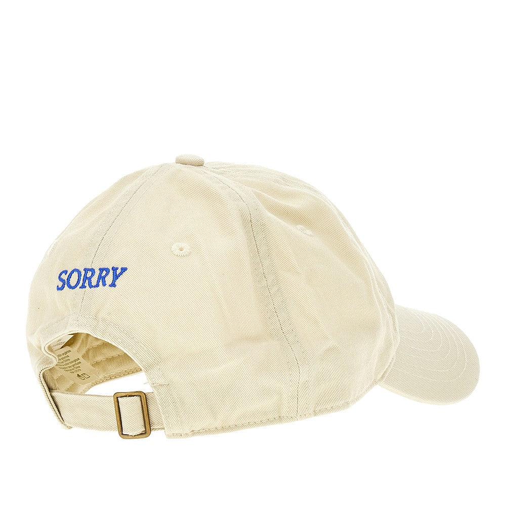 Cappello baseball ricamato in cotone organico