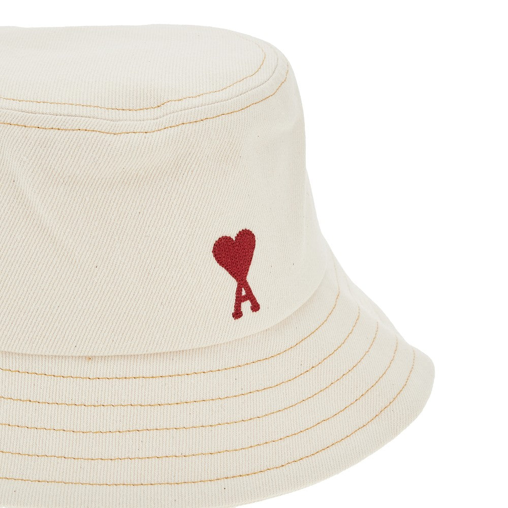 Cappello in cotone con ricamo Ami de Coeur