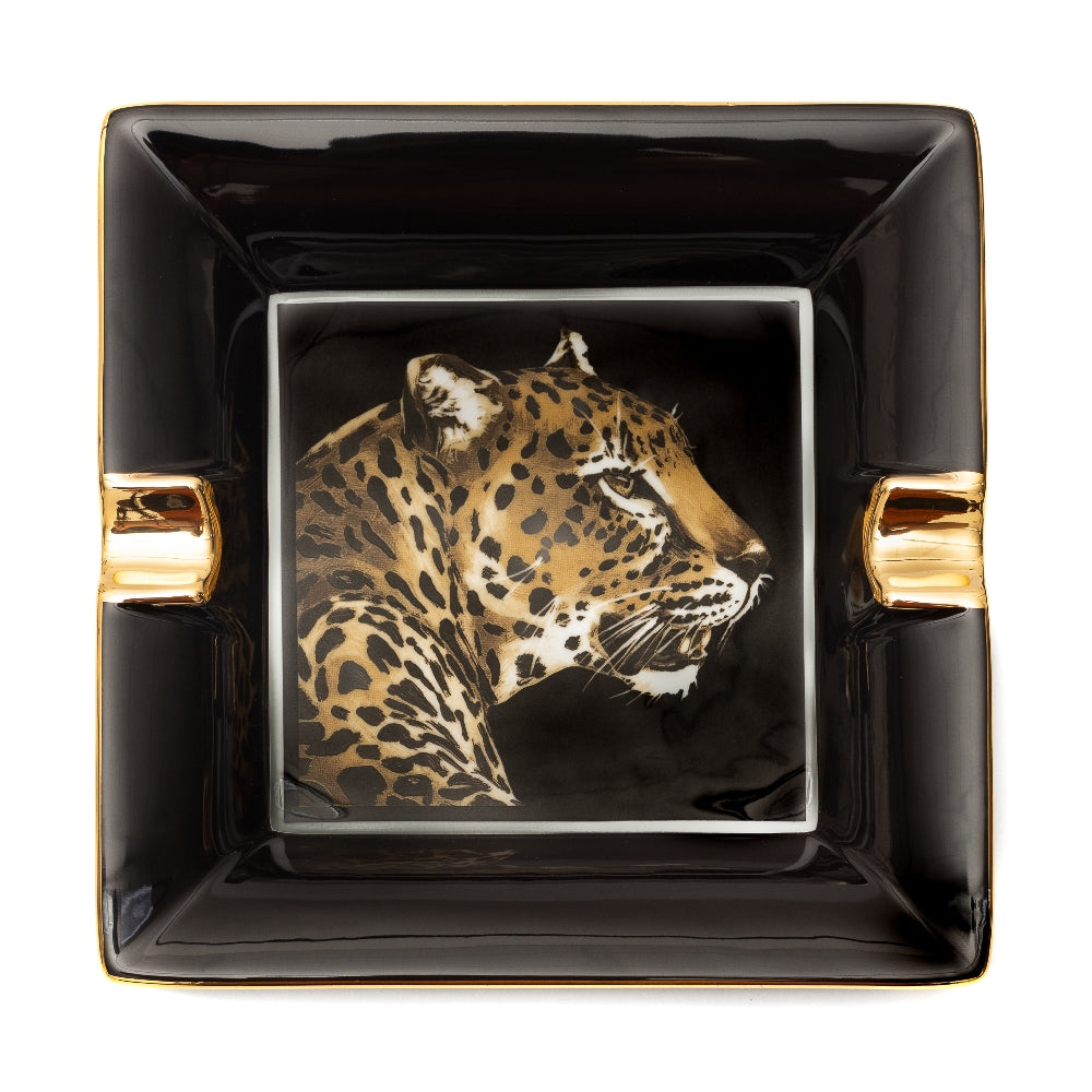 Ashtray with leopard