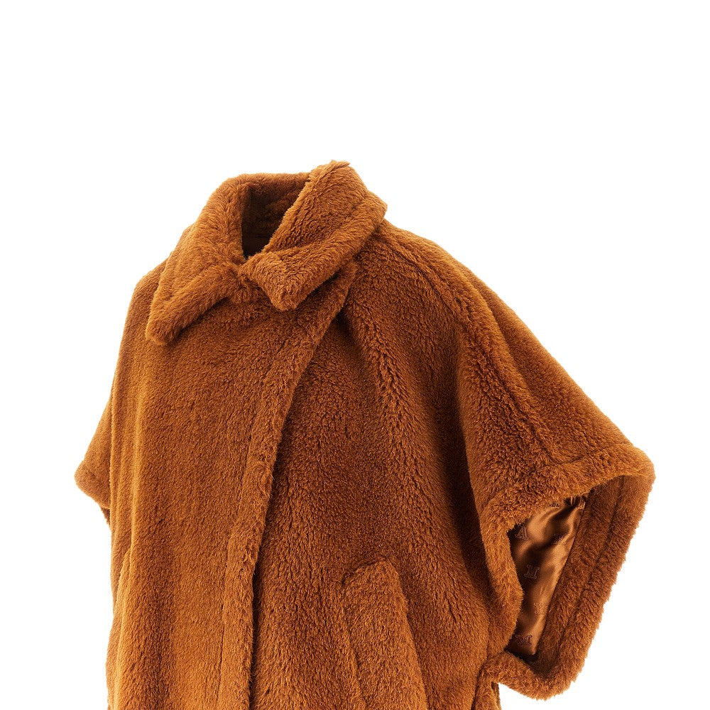 Teddy fabric cape