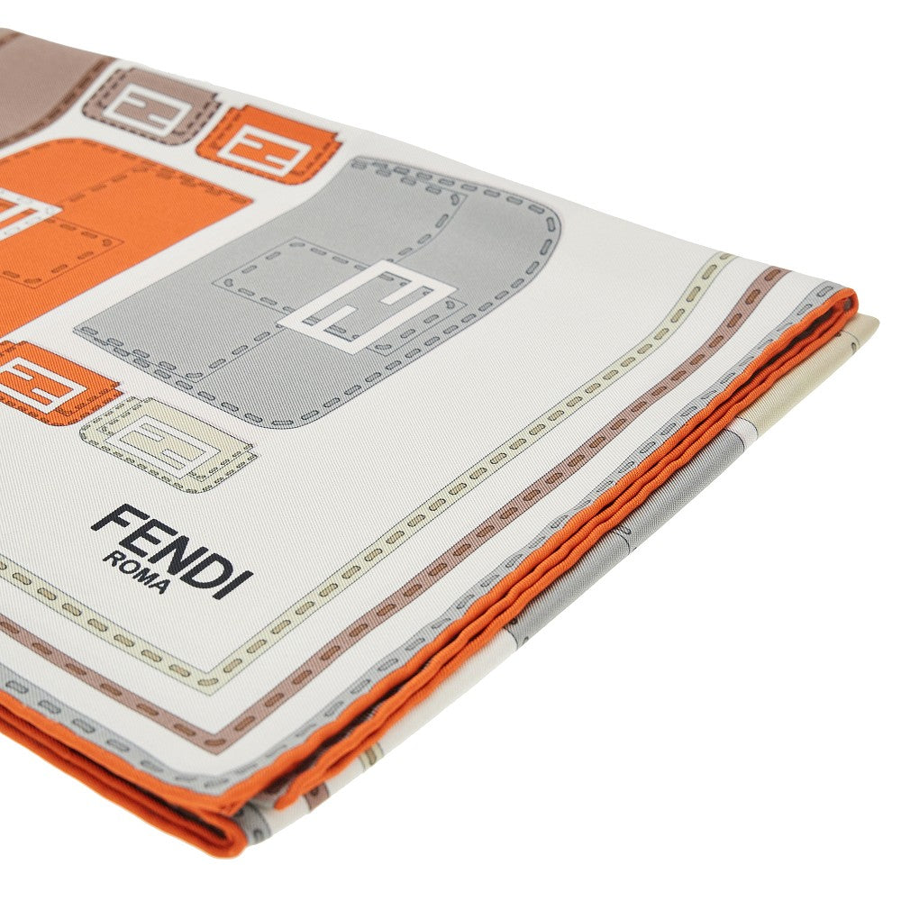 Printed twill squared scarf