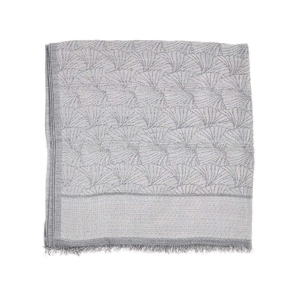 Jacquard gingko motif scarf