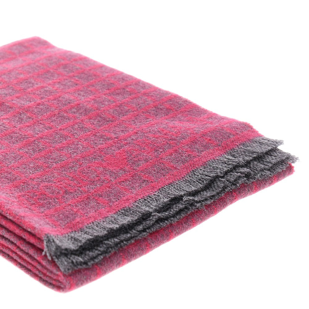 Houndstooth jacquard wool scarf