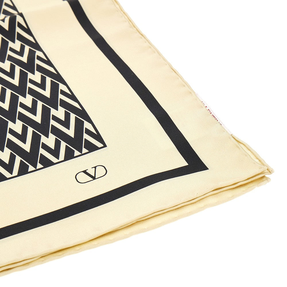 Foulard in seta 'Toute la V'