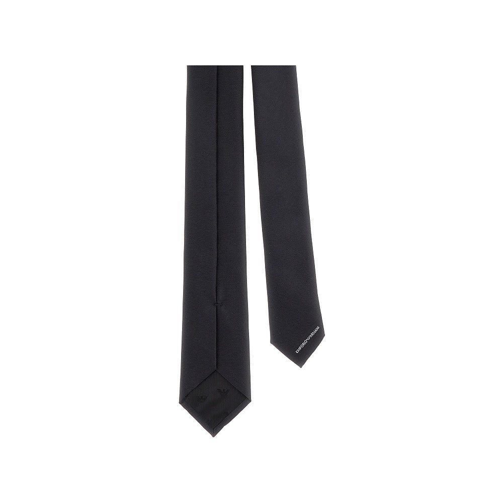 Silk tie
