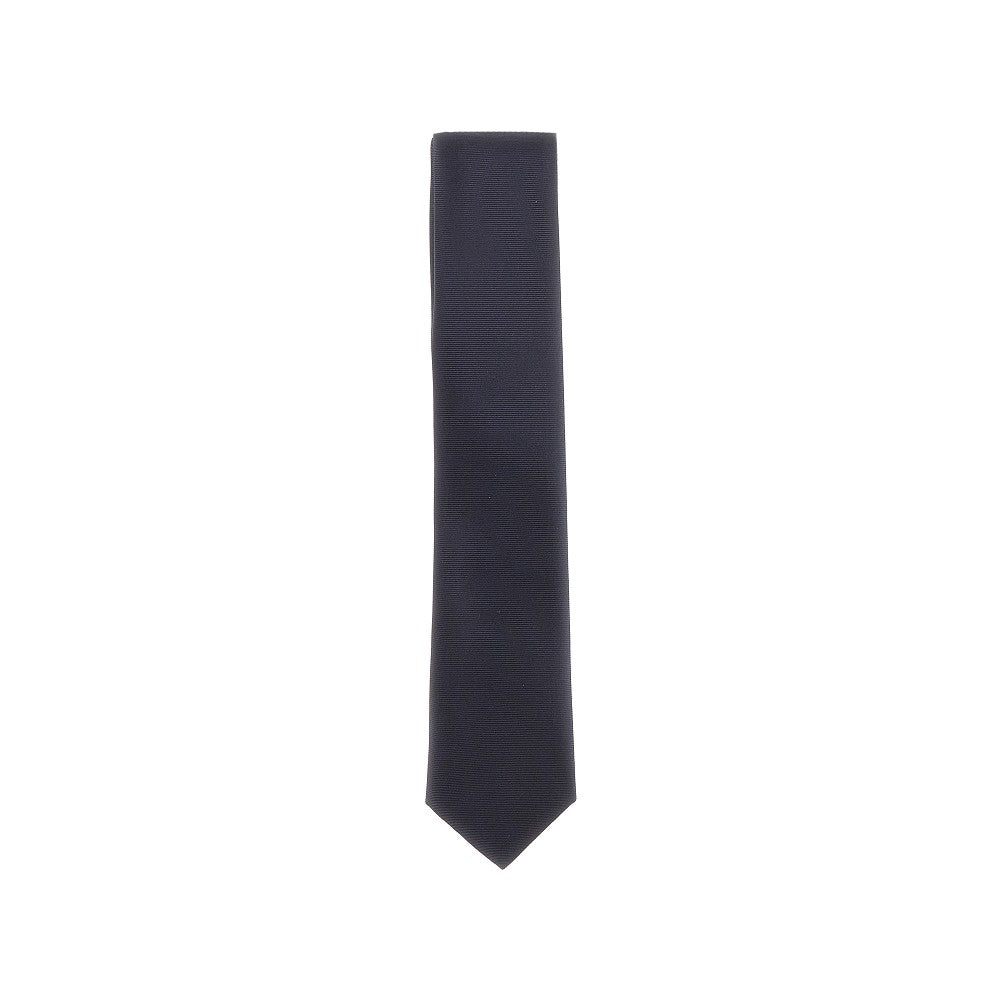 Silk tie