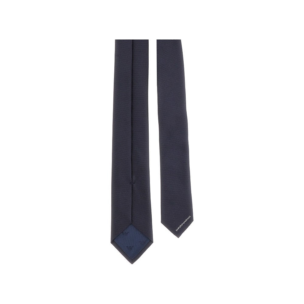 Silk tie