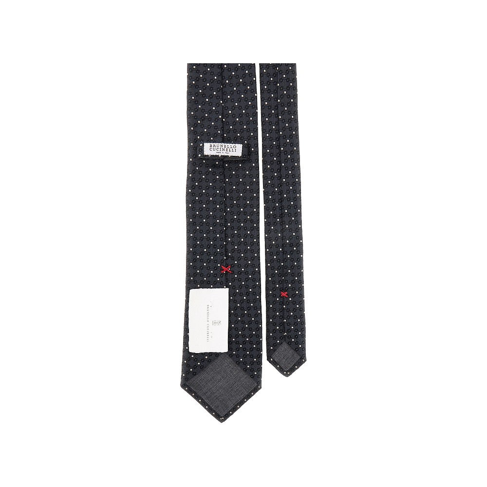 Jacquard silk necktie