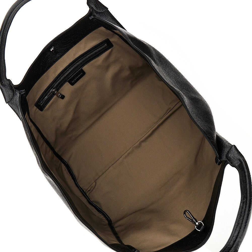 Wrinkled leather maxi shopping bag