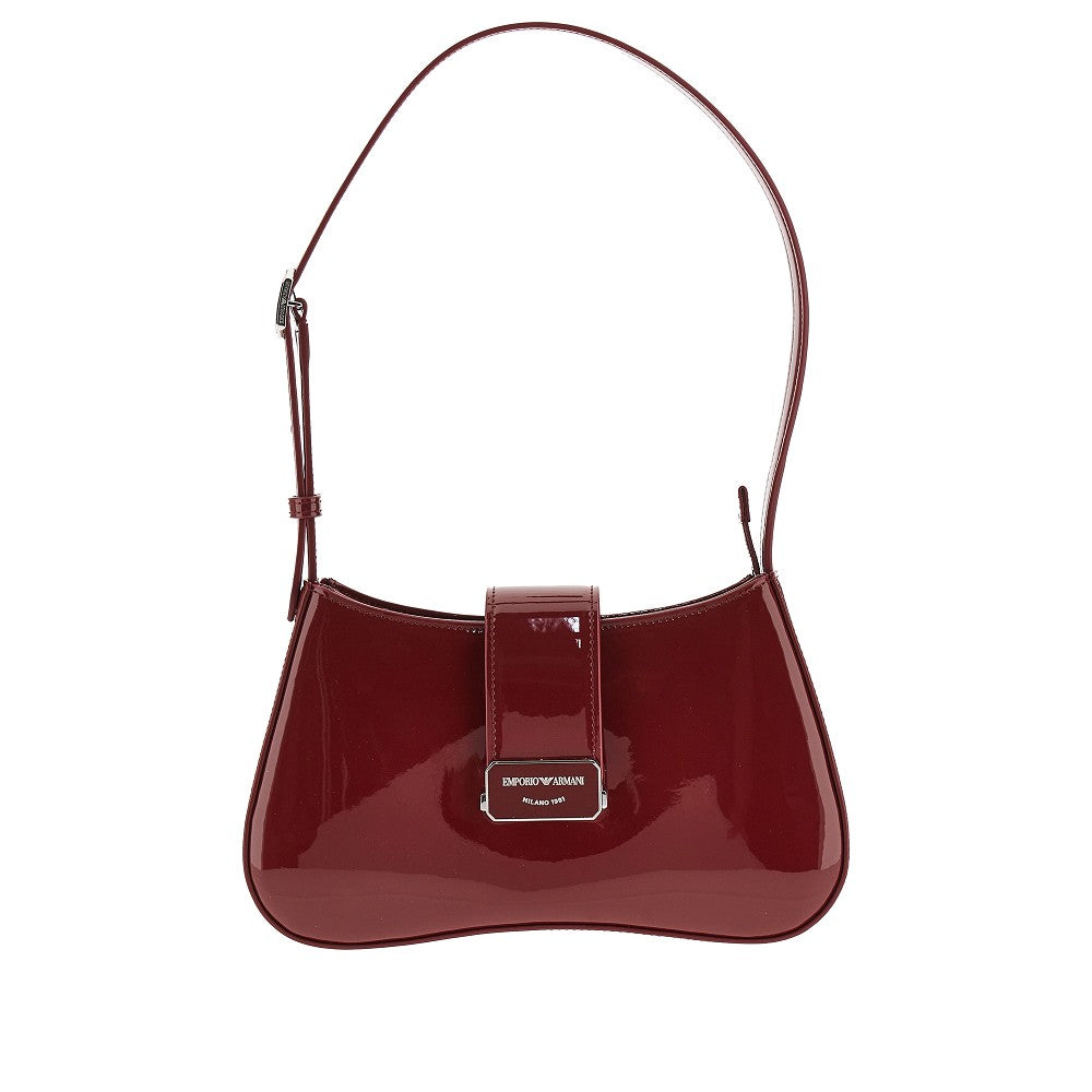 Shiny faux leather shoulder bag