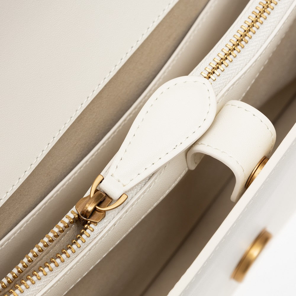Love One Classic bag