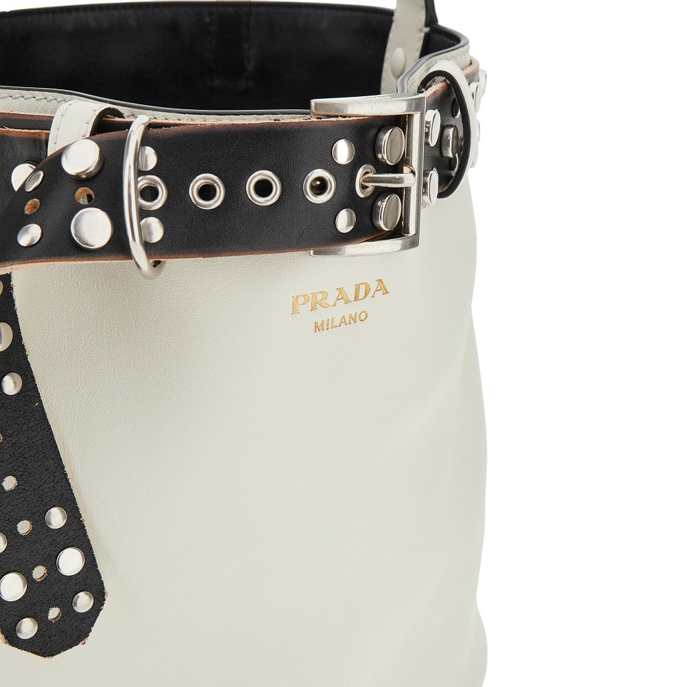 Borsa a secchiello 'Prada Buckle' in pelle