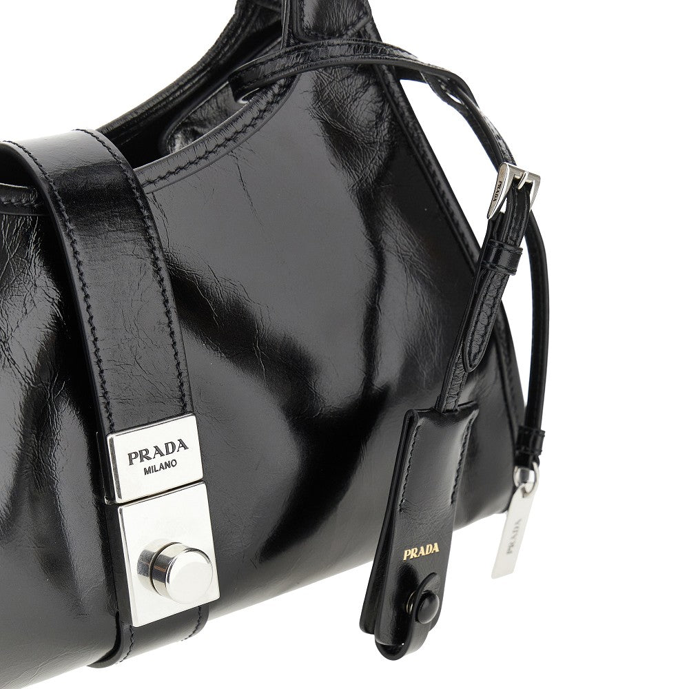 Borsa a spalla in pelle con fibbia