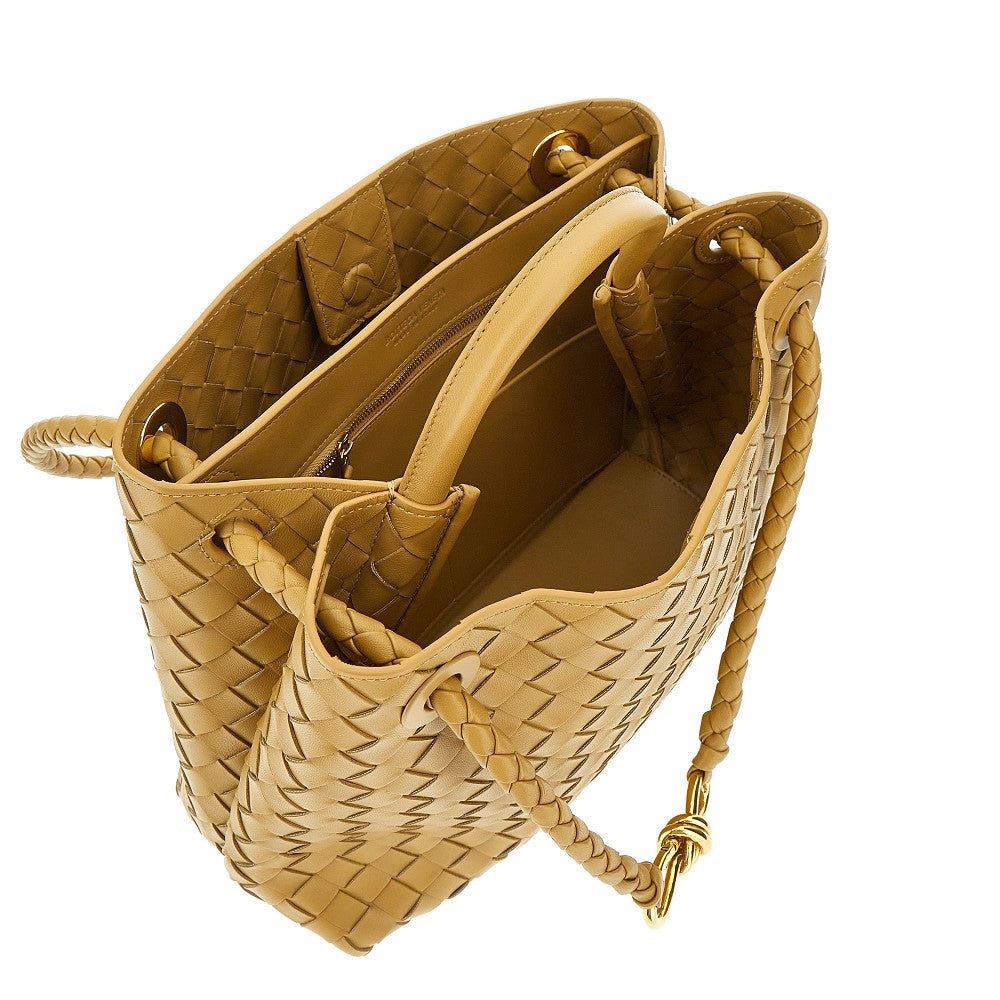 Borsa 'Andiamo' media