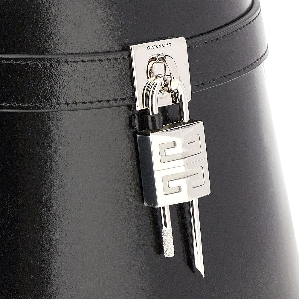 Leather 'Shark Lock' bucket bag