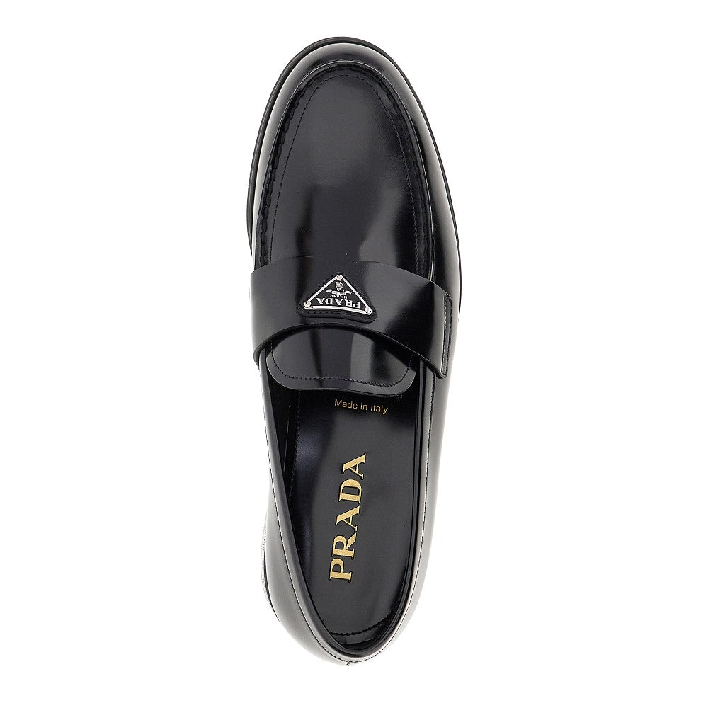 Brushed leather loafers with logo