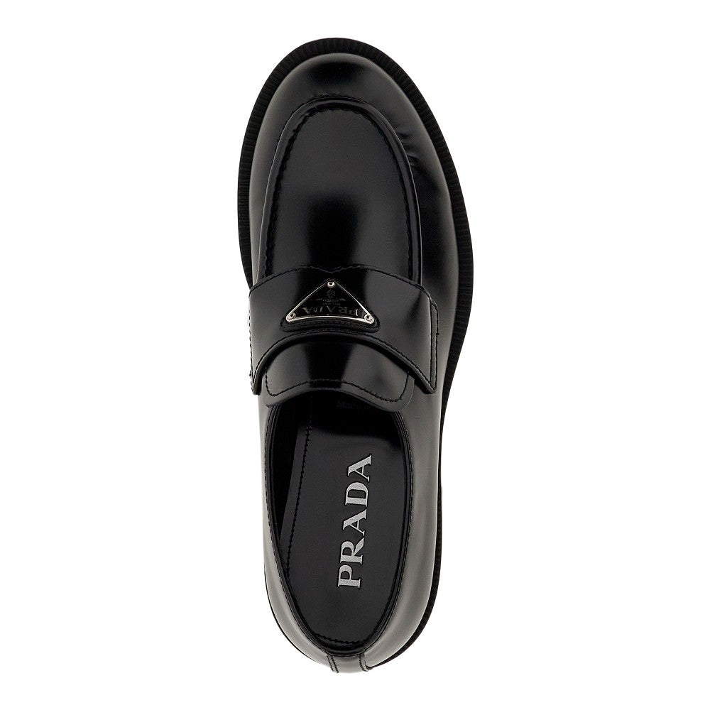 Spazzolato leather loafers with logo