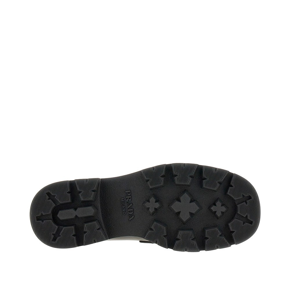 Spazzolato leather loafers