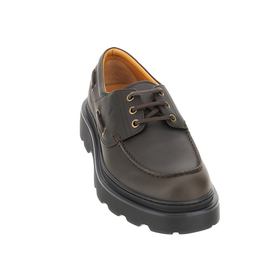 Smooth leather boat shoes