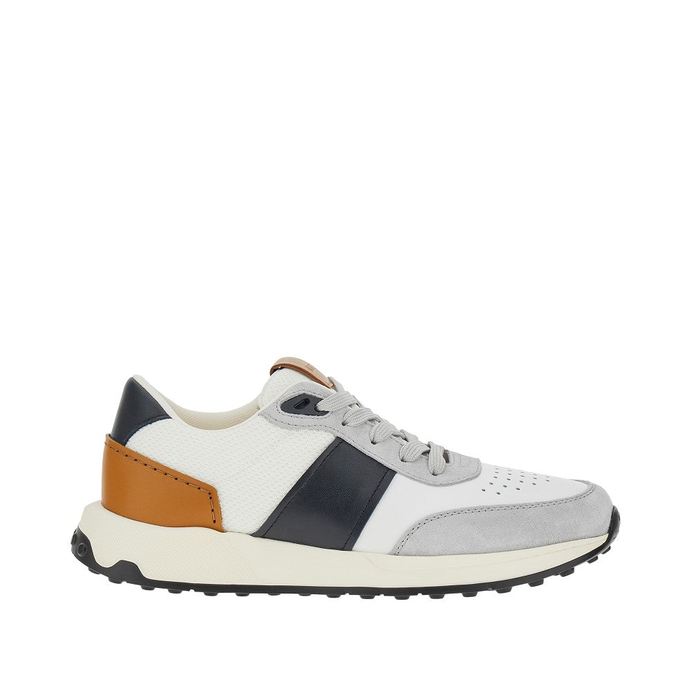 Sneakers in pelle e tessuto