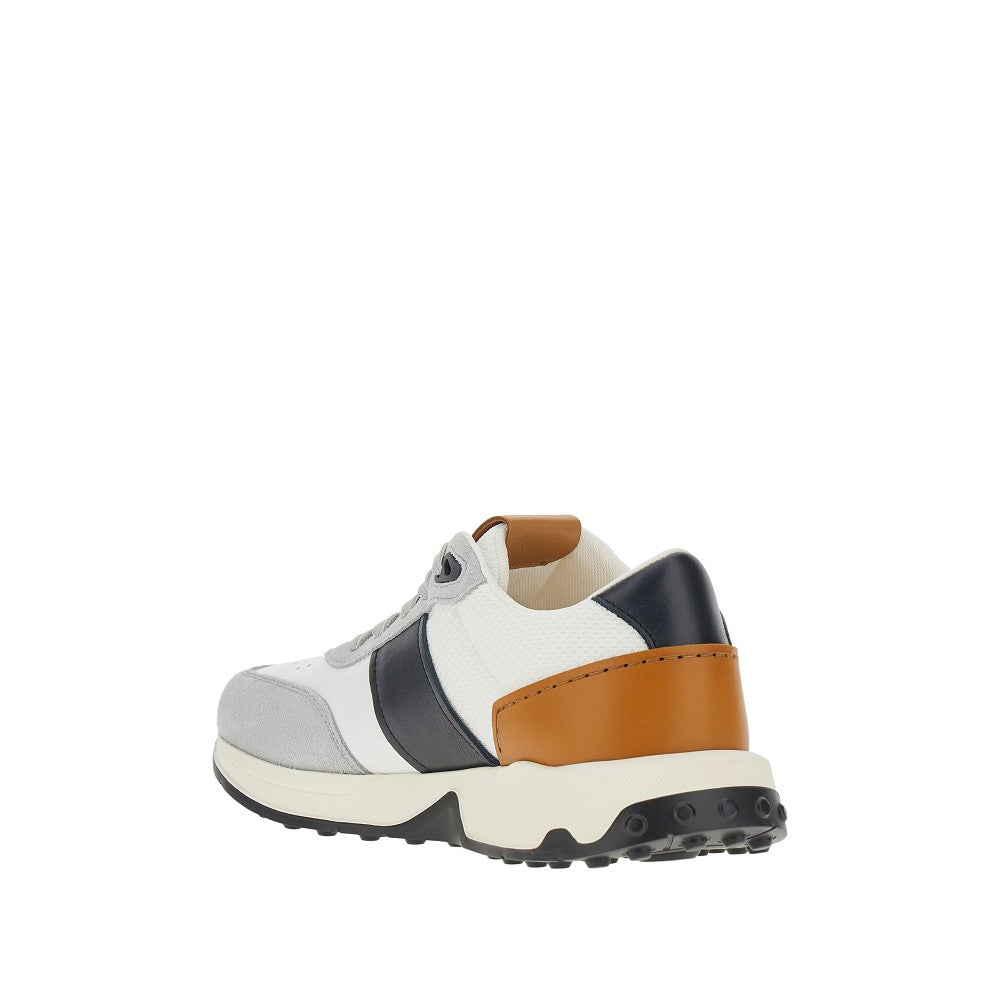 Sneakers in pelle e tessuto
